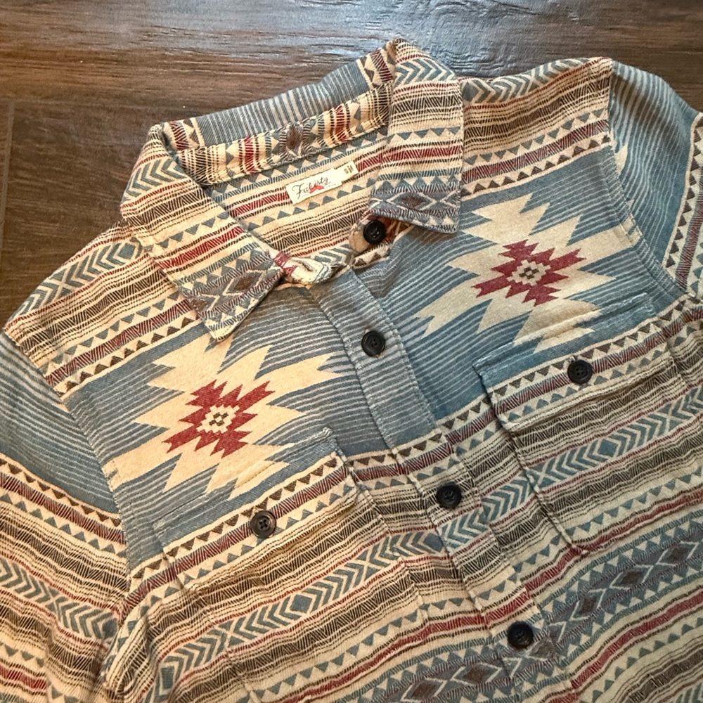 Faherty Southwestern Patterned Button Down Shirt - image 6